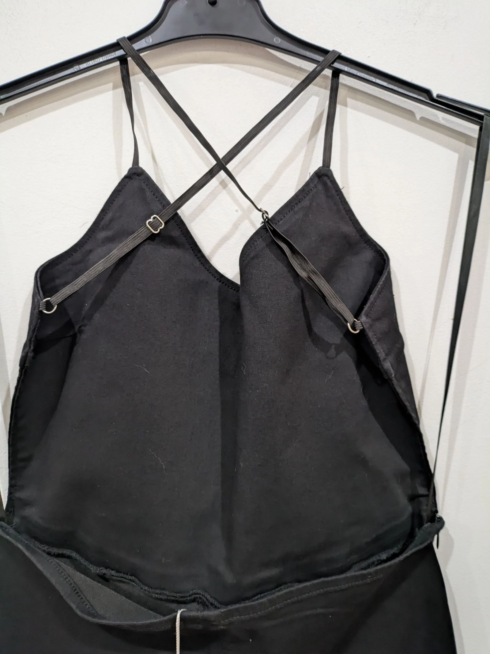 Mono largo negro denim con espalda cruzada y pata de elefante / campana talla M de Bershka  – photo 4